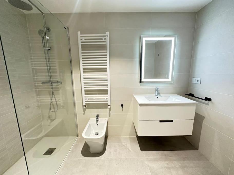 Apartamento New Port, Free Parking Ybh 5A Vigo Exterior foto